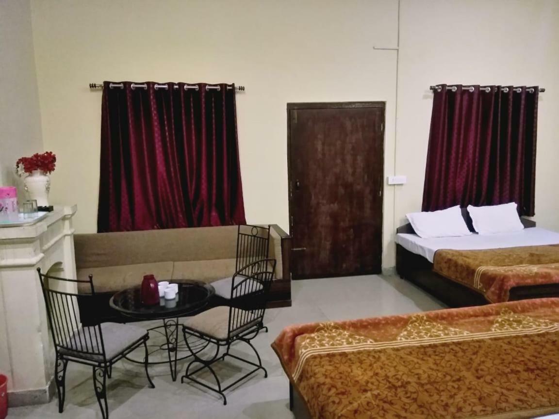 מוסורי Hotel Gulmarg מראה חיצוני תמונה