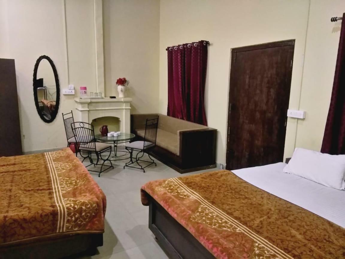 מוסורי Hotel Gulmarg מראה חיצוני תמונה